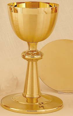 Gold Chalice With Scale Paten